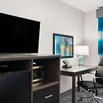 La Quinta Inn By Wyndham Indianapolis Airport Executive Dr