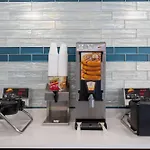 La Quinta Inn By Wyndham Indianapolis Airport Executive Dr