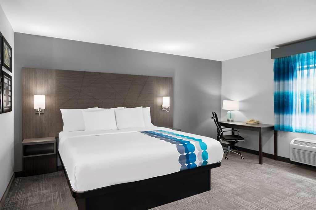 La Quinta By Wyndham Airport Executive Dr 3*